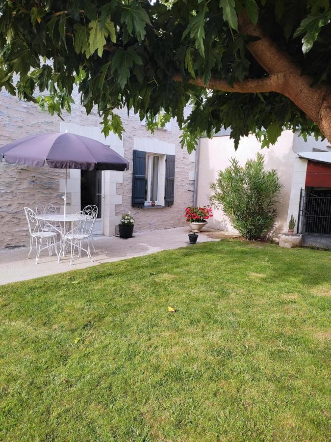 Chambre La Loire La Dagueniere Exteriér fotografie